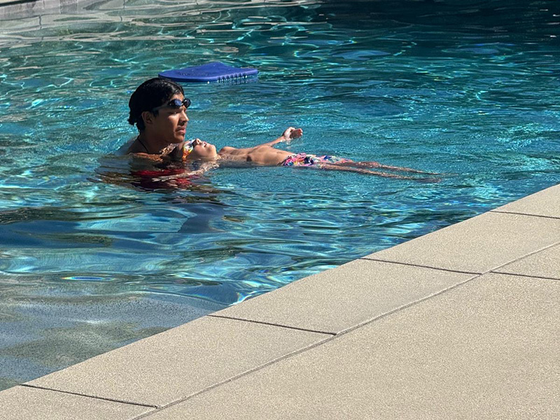 Professional pool cleaning service