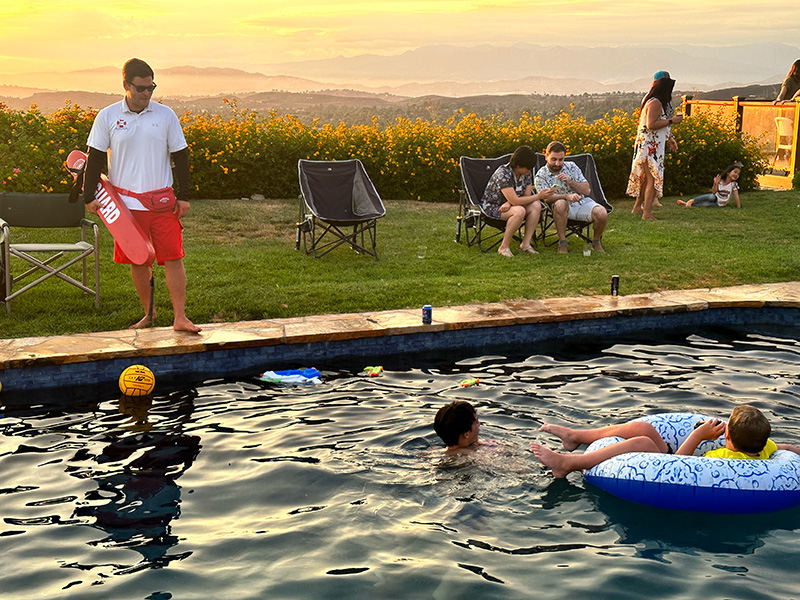 Family swimming lessons